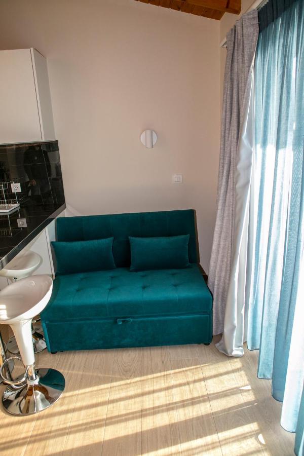 Hotel Alexander Mýtikas Extérieur photo